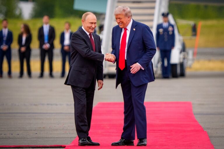 “Conversa entre Putin e Trump foi franca e produtiva”