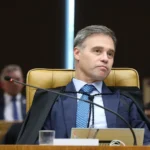 Mendonça determina prisão de Vorcaro e ignora pedido da PGR: tensão política no Judiciário