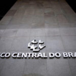 Brasil registra déficit de US$ 1,8 bilhão nas contas externas em abril: o que isso significa para a economia